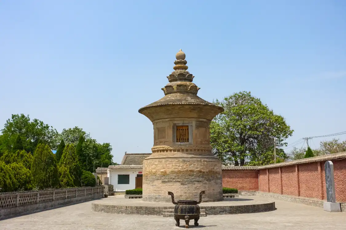 Hotels near Tower of Fanzhou Chan Master