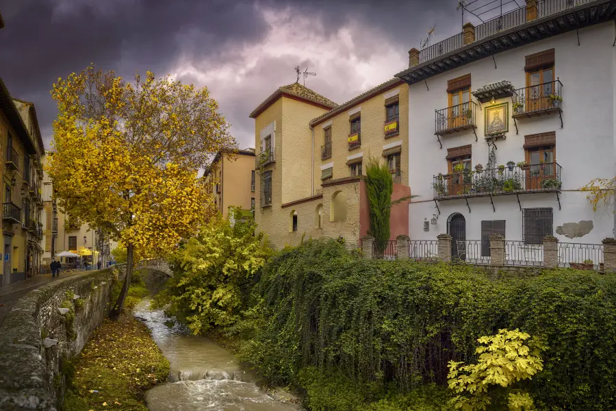 Acera del Darro