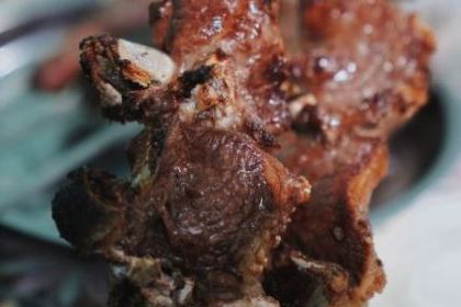 土公羊烤肉銷售店