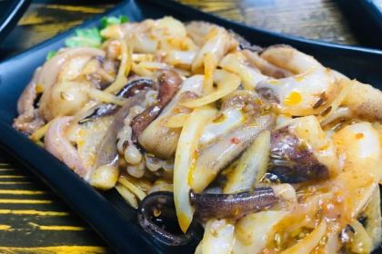 小城人家私房煎肉(兴七路店)