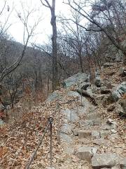 삼악산