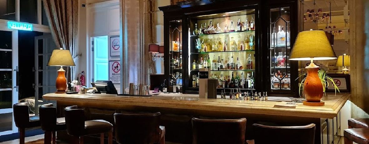 VERANDAH CLASSIC BAR & LOUNGE