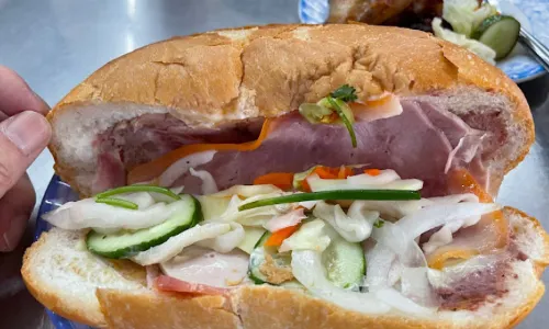 Bánh Mì Như Lan