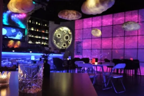 颜酒吧·CLUB