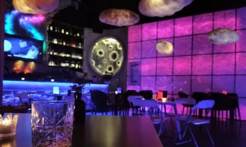 颜酒吧·CLUB