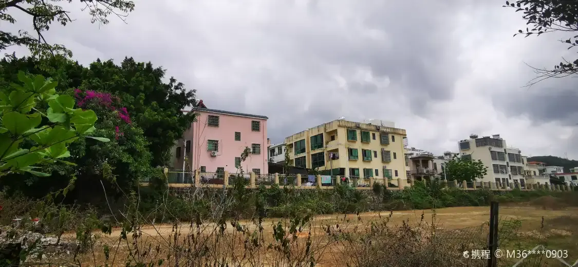 โรงแรมใกล้หมู่บ้านหลิงไจ้