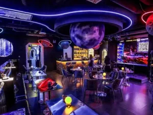 月域BAR