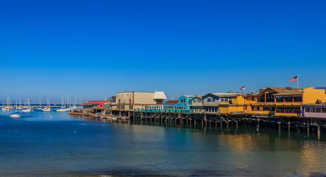 Hotels near Old Fisherman's Wharf