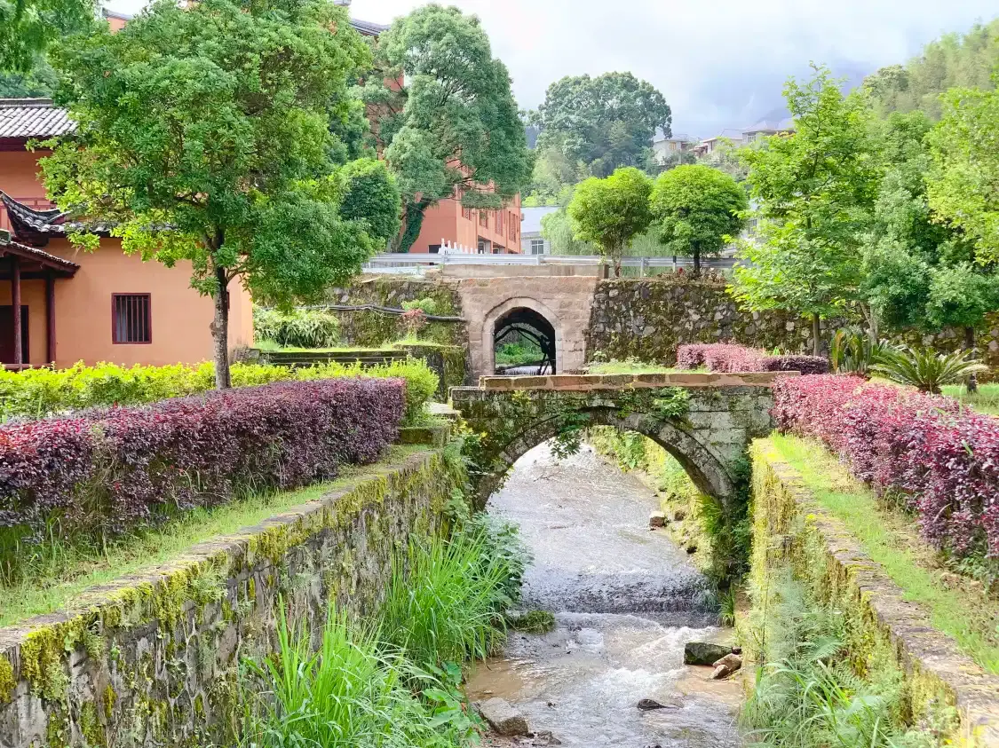 Hotels near Ciping Scenic Area