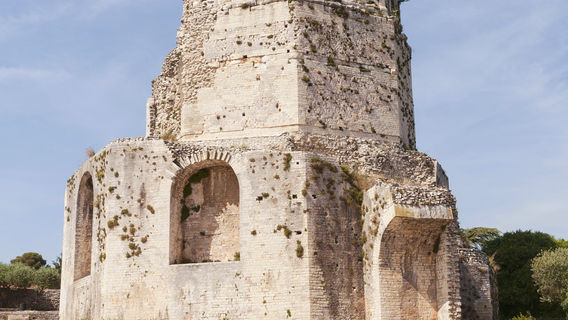 Nimes