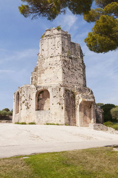 Tour Magne