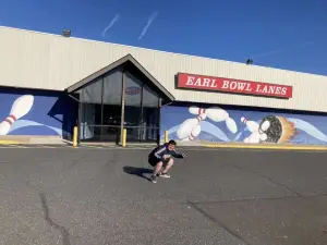 Earl Bowl Lanes