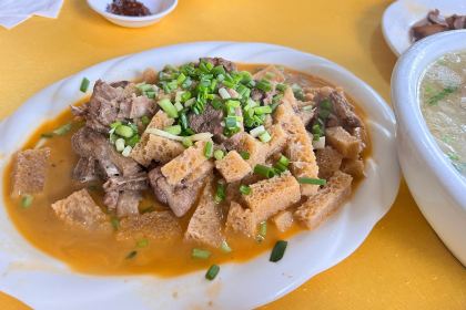 荣生萝卜汤饭店