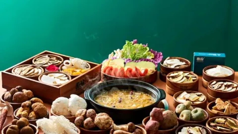 MUSHROOMS HOT POT in Kunming