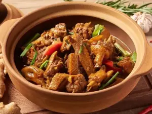 Grandma Hu Hainan Food Stall (Qingshui Bay Food Street Branch)
