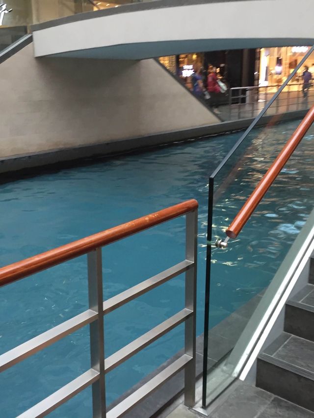 ザショップスアットマリーナベイサンズ