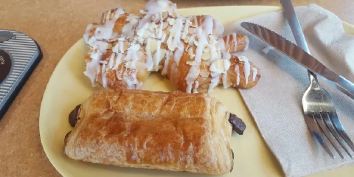 Another Broken Egg Cafe