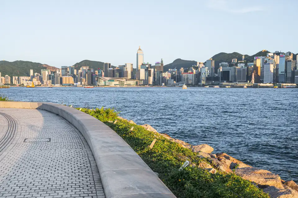 1_Tsim Sha Tsui Promenade
