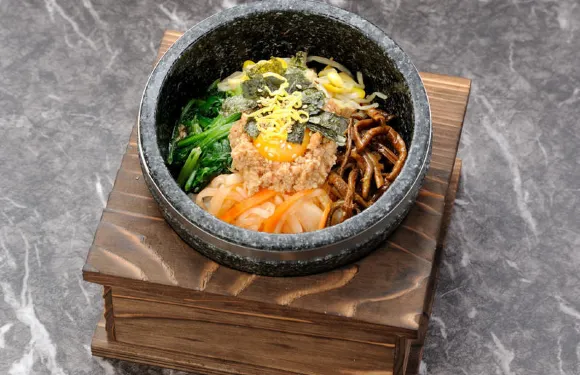 Yakiniku-no Kura Iyosaijoten