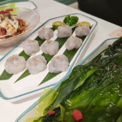 Ye yan · fa lang guo ye zi ji (min jie guang chang dian) User Photo