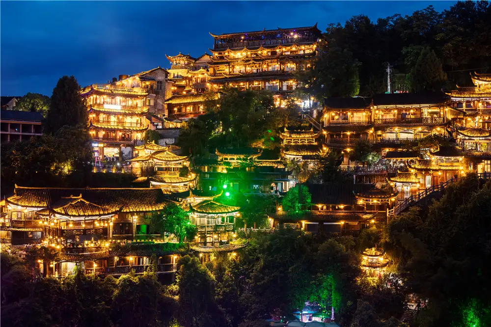 Furong Ancient Town Waterfall at Night: Lights and Viewpoints