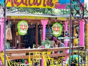 La Frutera Garden Bar