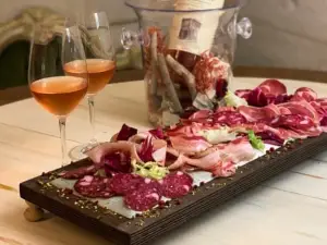 Hostaria La Serra