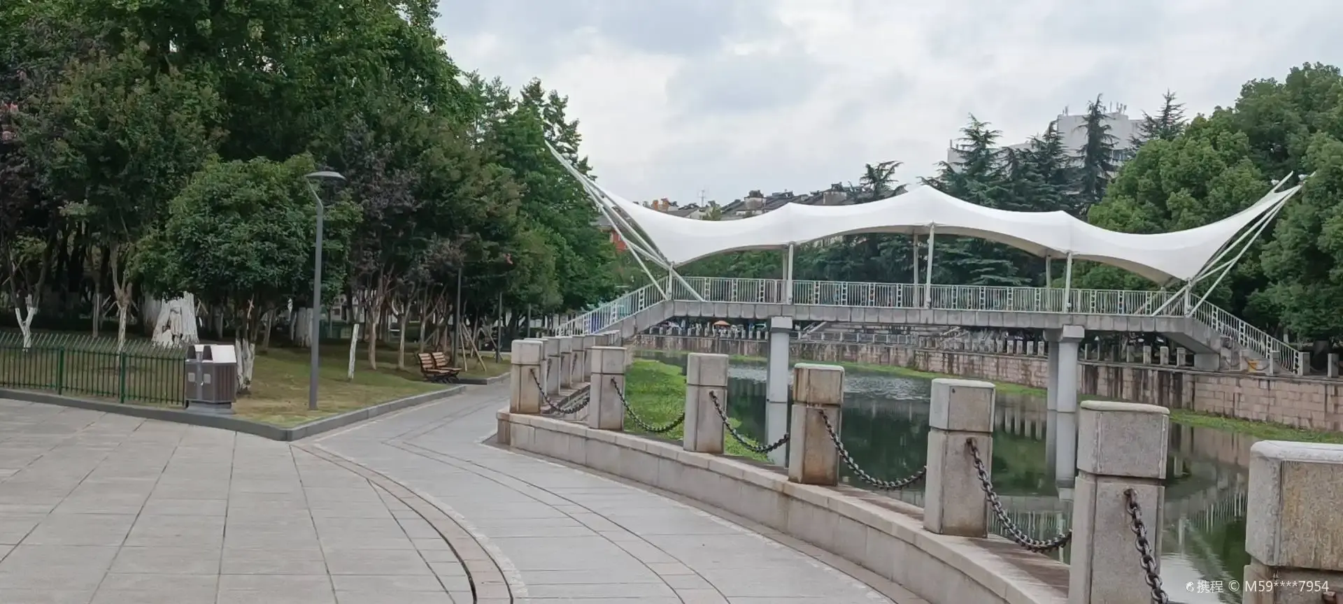 河浜公園周辺のホテル