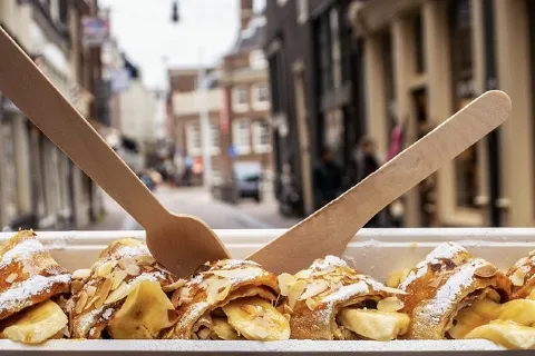 The Happy Pig Pancake Shop