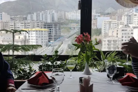 Narenjestan Restaurant