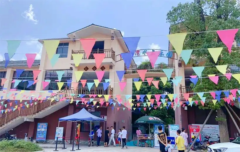 Hotels near Moon Bay Water Park