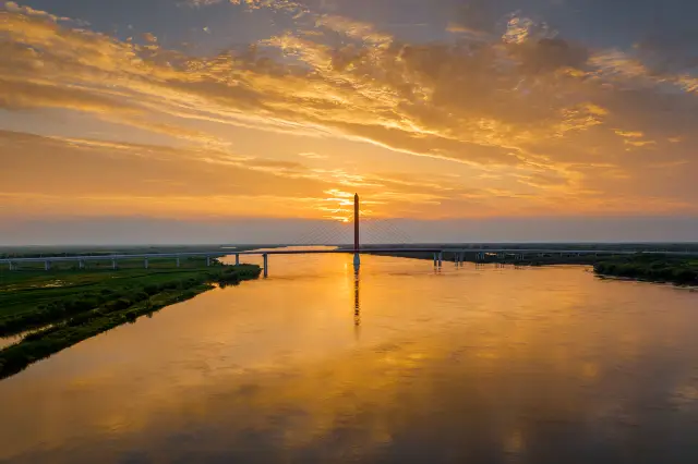 Sunrise Sightseeing in Jiamusi