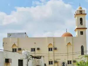 جامع الزبارة القديم