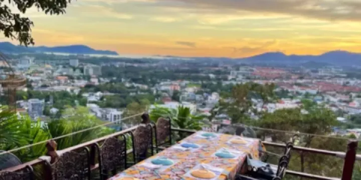 Tunk-ka Cafe Phuket Hilltop Restaurant