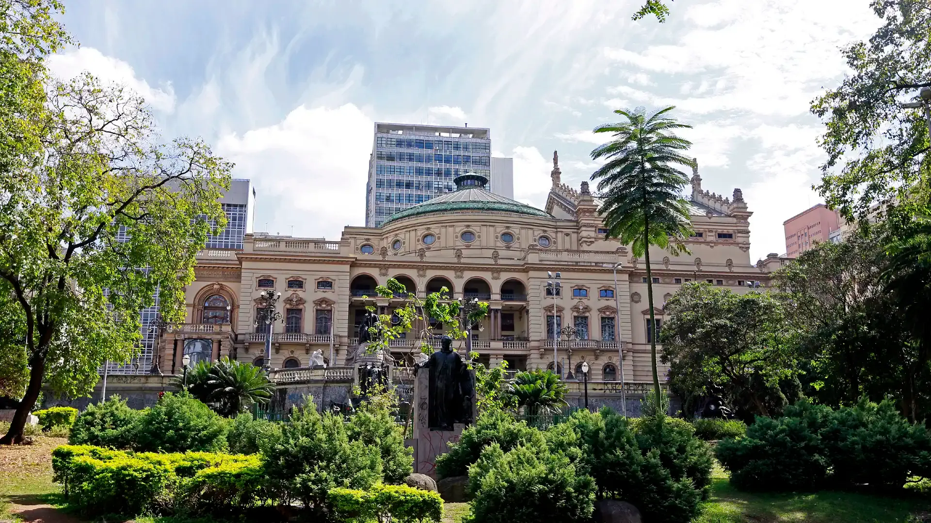 Hotéis próximos à(ao) Municipal Theatre of São Paulo