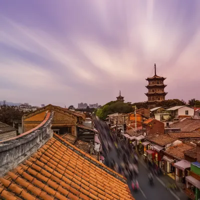 โรงแรมใกล้Lianhua Self-service Shopping Center