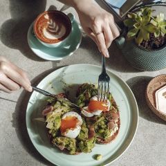 Grounded Cafe User Photo