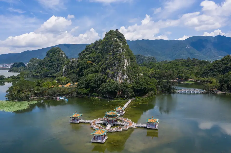 2_Xinghu Scenic Area