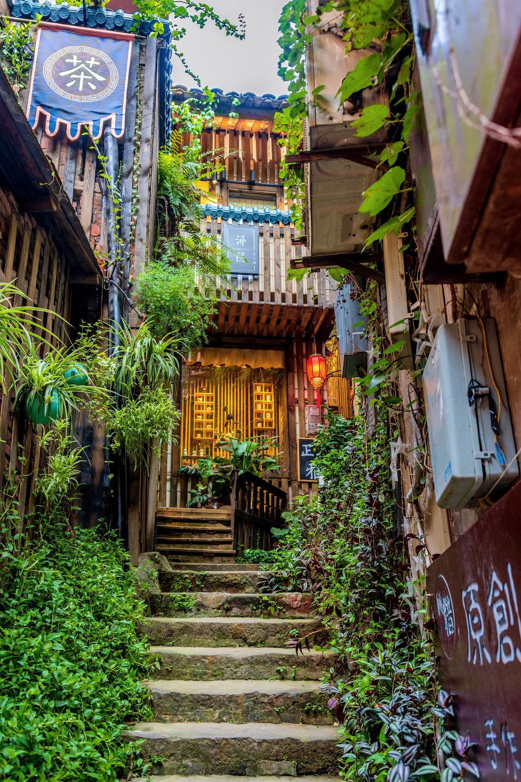 ทัวร์เมืองฉงชิ่งแบบส่วนตัวระหว่างรอต่อเครื่อง ปรับแต่งตามเที่ยวบินของคุณ