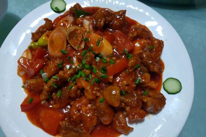 健硕酒店铜锅鱼庄