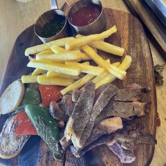 The yard 凯伦花园 (夏都小镇店) User Photo