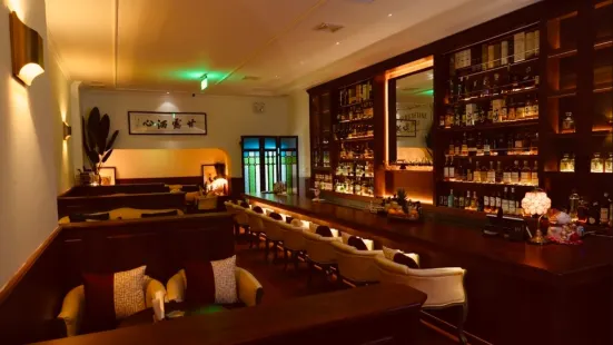 氟西汀Whisky&Cocktail Bar