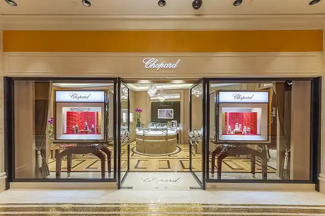 Hotels near Chopard Encore Boutique