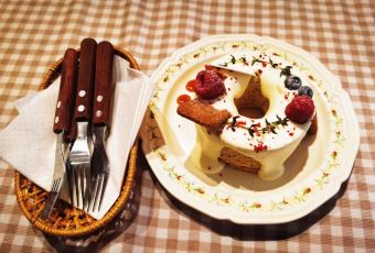 THE WHITE BOX User Photo