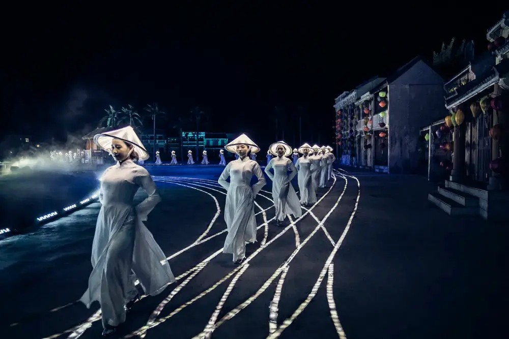 3_Hoi An Memories Show