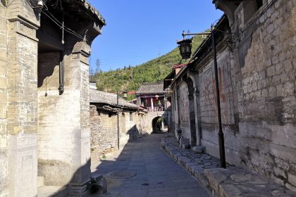 水上人家(苇泽关隧道店)