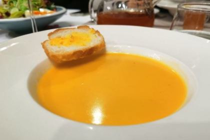 COURTYARD HOTEL/RESTAURANT/BAR