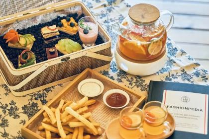 Lijiang Club Med Resorts Amaze Snow Mountain CampTent Restaurant