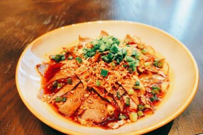 重庆山前宋品酒店·品顺中餐厅