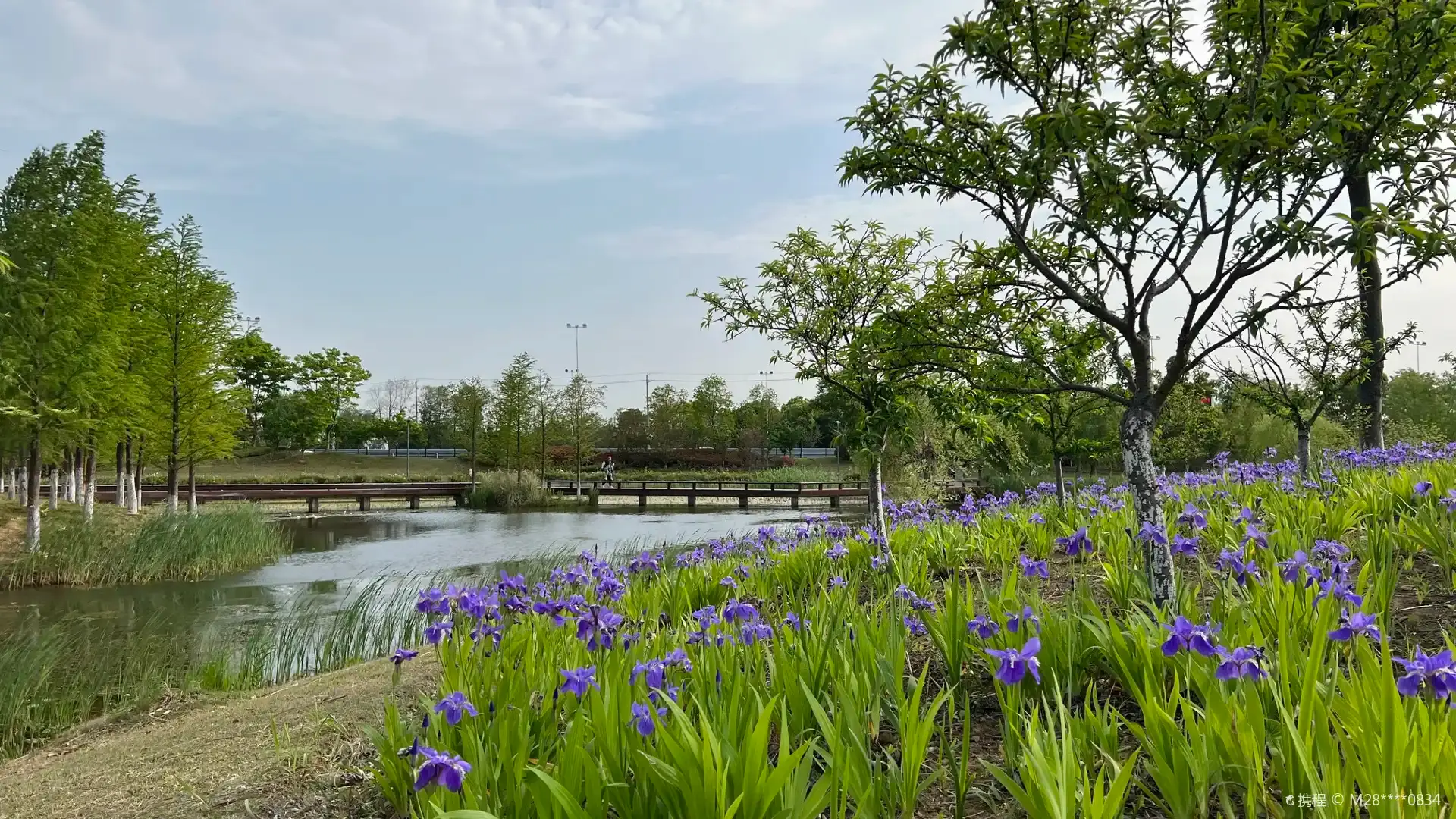Hotels near Huangsipu Ecological Park